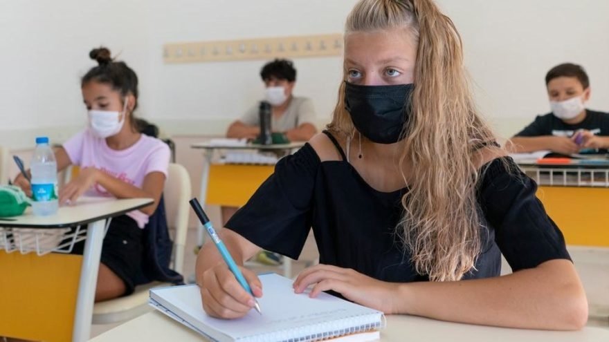 MEB’den son dakika haberi: 5. ve 9. sınıflar ne zaman, kaç gün okula gidecek? Yüz yüze eğitimin detayları: Ders saati ve gün sayısı
