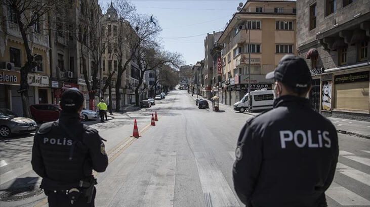 SON DAKİKA! Bu hafta sonu sokağa çıkma yasağı var mı? Bakan Fahrettin Koca’dan sokağa çıkma yasağı açıklaması!