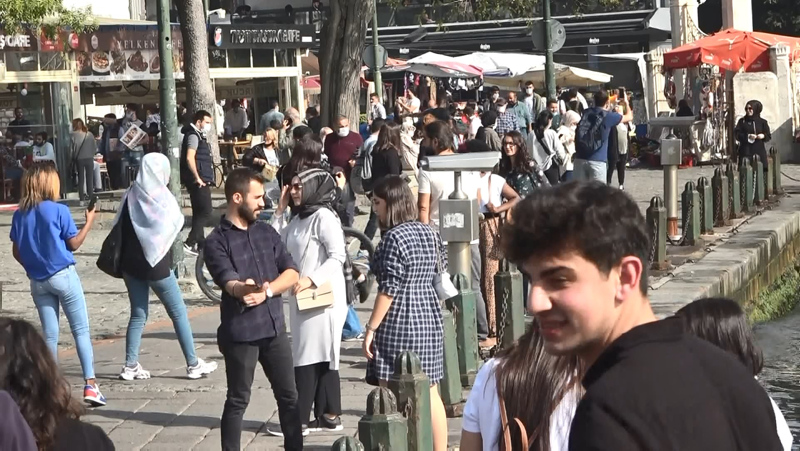 SON DAKİKA: Bilim Kurulu Üyesi Tevfik Özlü’den koronavirüs uyarısı geldi! Tehlike artık çok yakında, daha kötüsü gelebilir...