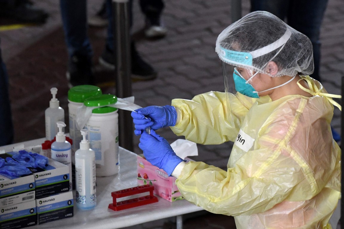 Son dakika | Corona virüs ile ilgili çarpıcı araştırma! Maske 130 bin kişinin hayatını kurtarabilir