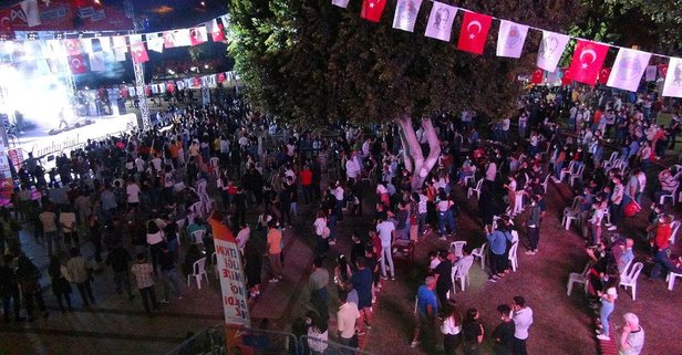 Son dakika: Mersin’de korona resmen unutuldu! Tam 2 bin kişi katıldı