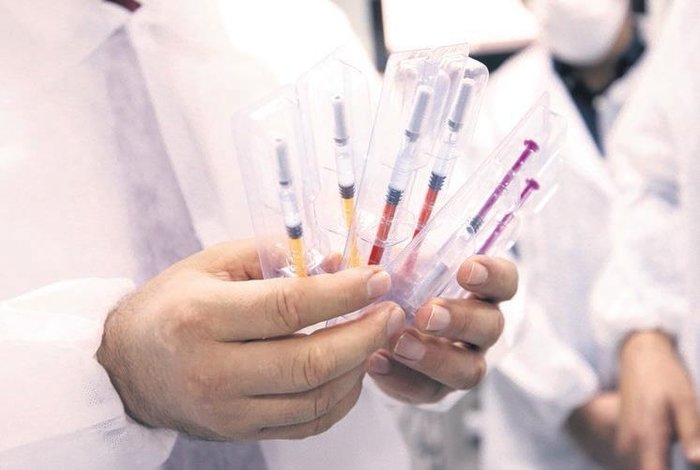 Son dakika haberi: Corona virüs aşısında flaş gelişme! İlk hedef 2.5 kişi... Kimlere aşı yapılacak?