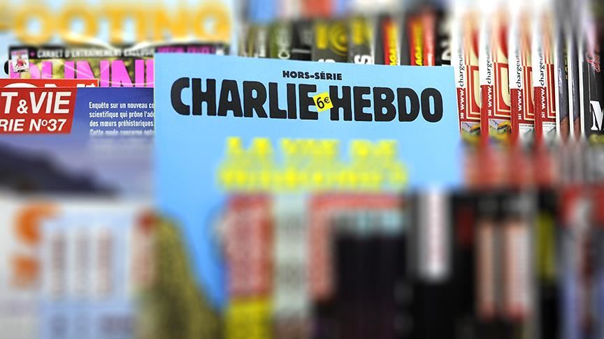 Charlie Hebdo’ya bir tepki de kendi ülkesinden!  Eski Bakan İğrenç dedi