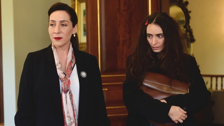 Kırmızı Oda Alya hikayesi nedir, Melisa Sözen kimdir? Kırmızı Oda’daki Alya ile İstanbullu Gelin Yaz aynı kişi mi?