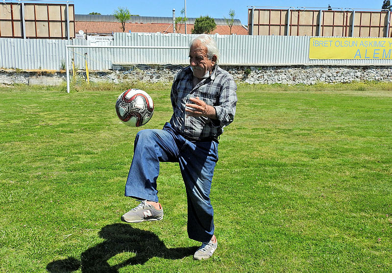 SON DAKİKA! İstanbul’da 65 yaş üstü sokağa çıkma yasağı var mı? İşte İstanbul’da 65 yaş üstü sokağa çıkma yasağı hangi saatlerde?