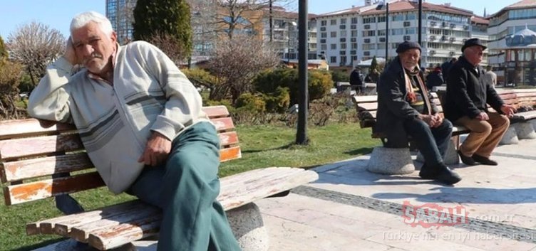 SON DAKİKA HABERLER! Bir ile daha kısıtlama geldi! İşte 65 yaş ve üzeri sokağa çıkma yasağı olan iller