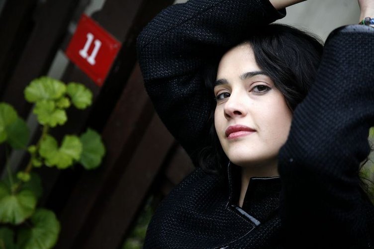 Funda Eryiğit kimdir? Bir Başkadır dizisinde Ruhiye karakterini canlandıran Funda Eryiğit kaç yaşında?