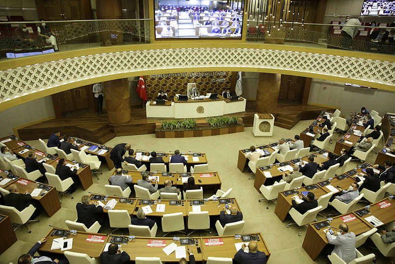 Son dakika haberler: Antalya Büyükşehir’de yetki krizi patlak verdi! Elektronik imzalı atama yapıldı