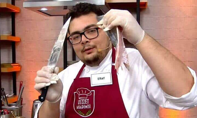 MasterChef Eray kimdir? 2020 MasterChef Türkiye yarışmacısı Eray Aksungur kaç yaşında, aslen nereli?