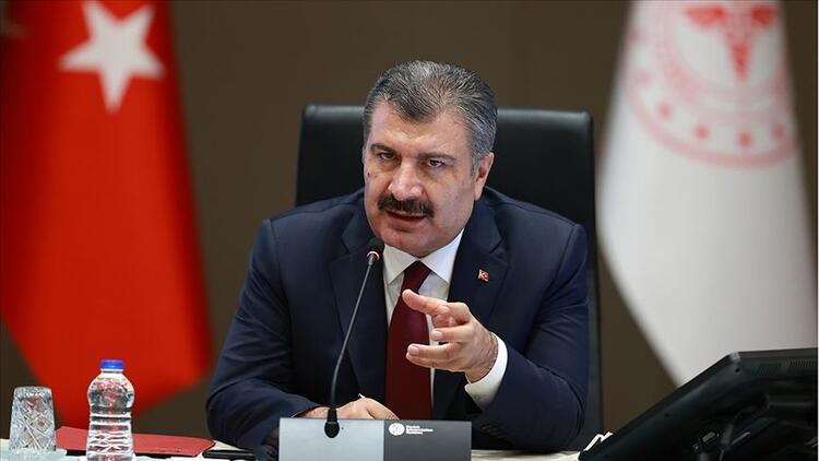 SON DAKİKA HABERİ: Bakan Koca iki müjde birden verdi! Korona aşı sözleşmesi ve 12 bin sağlık personeli alımı