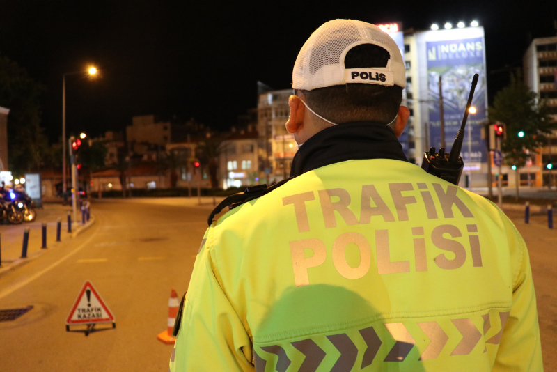 Son Dakika Haberi | Sokağa çıkma yasağı saatleri: İçişleri genelgesi ile sokağa çıkma yasağında marketler açık mı ve kimler muaf?