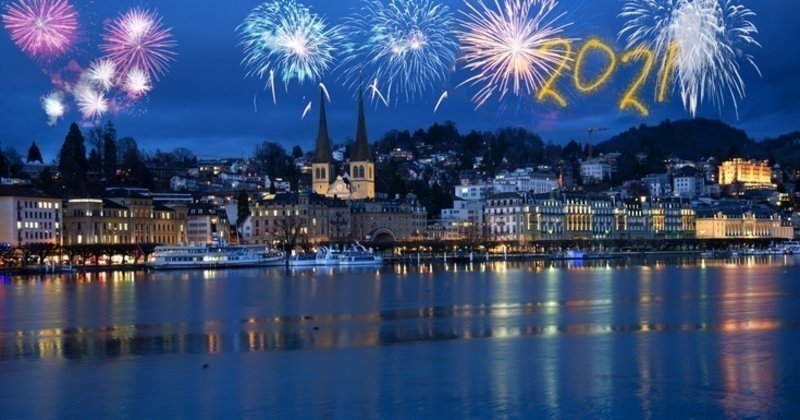 En güzel Yılbaşı mesajları ve sözleri ile  Hoş Geldin 2021! İşte kısa, uzun, resimli, yeni yıl yılbaşı kutlama mesajları ve sözleri