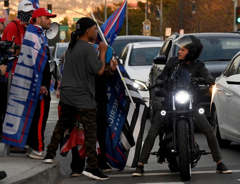 SON DAKİKA | ABD Başkanı Trump kabul etti! Joe Biden’ın başkanlığı tescillenirken kanlı gece: ABD’de son durum