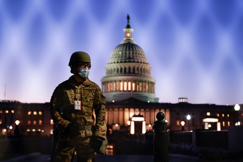 SON DAKİKA: ABD’de asker sahaya indi! Olası bir saldırıya karşı…