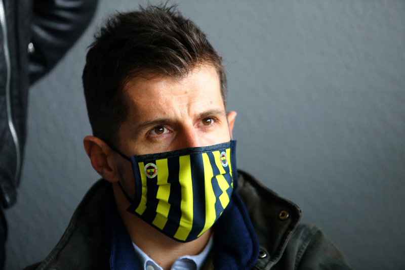 Son dakika spor haberi: Fenerbahçe’de Emre Belözoğlu Ali Koç’a istifasını sundu! İşte o konuşma...