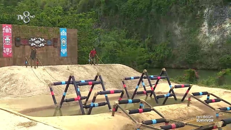 Survivor’da geçtiğimiz gece kim elendi, hangi yarışmacı adaya veda etti? 9 Mart 2021 Ünlüler Gönüllüler Survivor SMS sıralaması ile elenen isim kim oldu