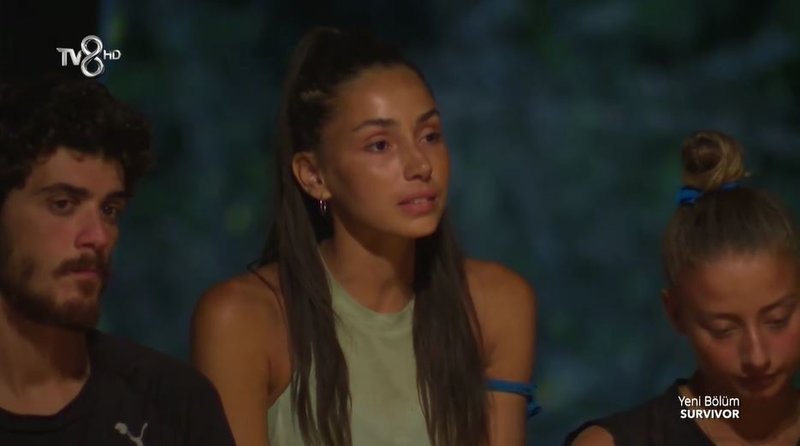 Survivor’da geçtiğimiz gece kim elendi, hangi yarışmacı adaya veda etti? 9 Mart 2021 Ünlüler Gönüllüler Survivor SMS sıralaması ile elenen isim kim oldu