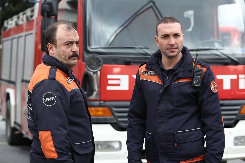 Kırmızı Kamyon konusu, oyuncuları ve çekildiği yer! Kırmızı Kamyon dizisi konusu ne, oyuncuları kim?