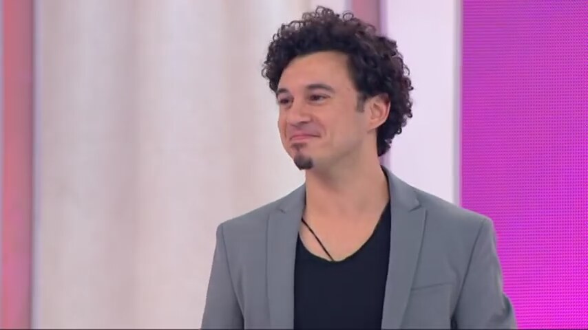 Buray kimdir, kaç yaşında ve nereli? İbo Show’un bu haftaki sürpriz konuğu Buray’ın hayatı!