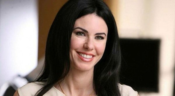 Defne Samyeli kimdir, kaç yaşında ve nereli? İbo Show’un konuğu olan Defne Samyeli’nin hayatı!