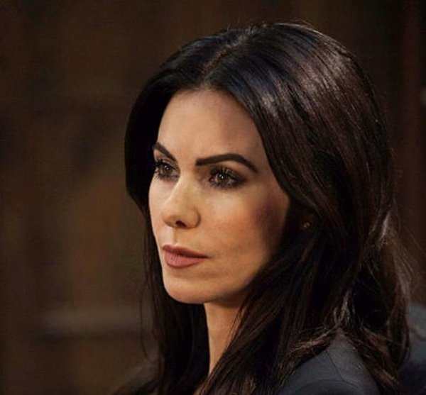 Defne Samyeli kimdir, kaç yaşında ve nereli? İbo Show’un konuğu olan Defne Samyeli’nin hayatı!