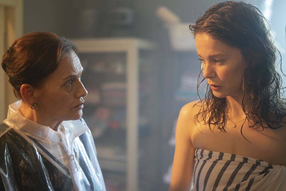 Camdaki Kız’ın hikayesi başlıyor! Camdaki Kız konusu nedir, oyuncuları kimler ve nerede çekiliyor?