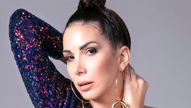 Tuğba Özerk kimdir, kaç yaşında, nereli? İşte Tuğba Özerk şarkıları ve hayatı!