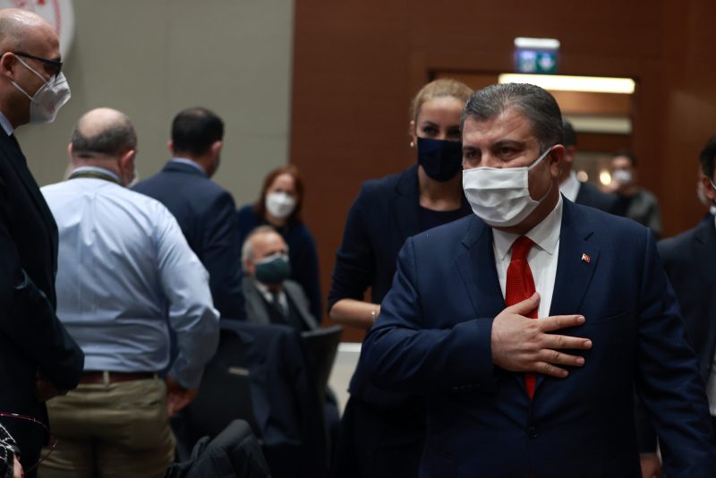 Son dakika | Kabine toplantısı beklenirken Sağlık Bakanı Fahrettin Koca’dan önemli açıklama: 66 milyon insanımız...