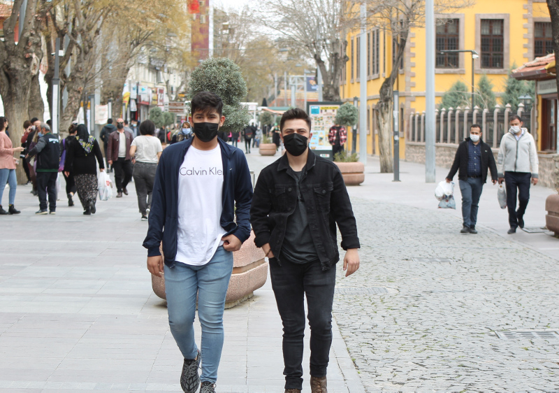 Son dakika haberler: Kritik eşik belli oldu! 9 günlük tam kapanma mı geliyor?