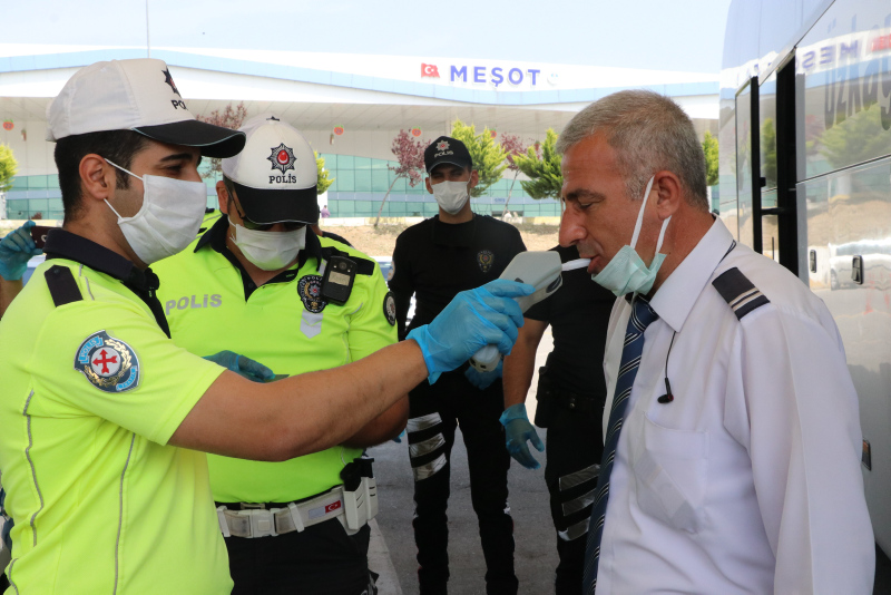 Son dakika | Tam kapanmada seyahat ve sokağa çıkma yasağı uyarısı: Oltaya gelmeyelim