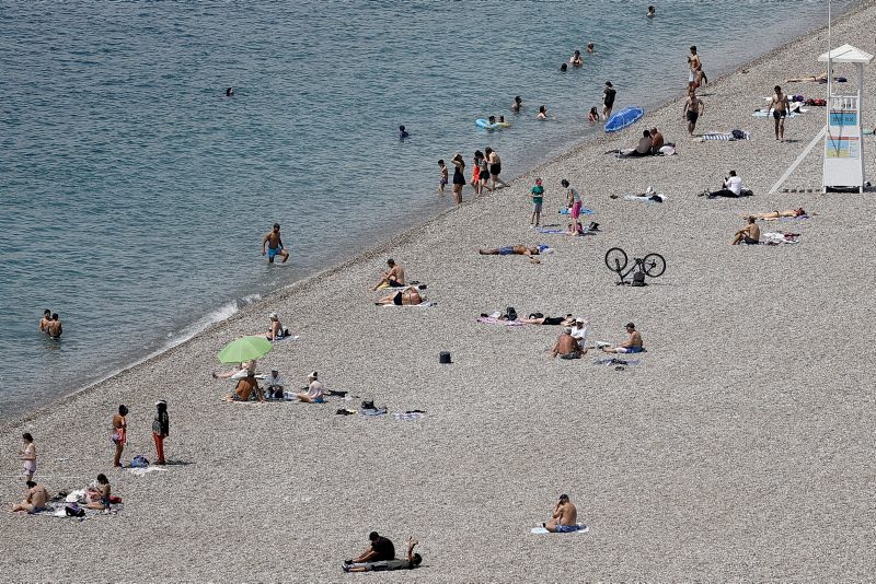 Son dakika haberler: Koronavirüste flaş 4. dalga uyarısı! Yeni varyantlar yeni kapanmaları getirebilir...