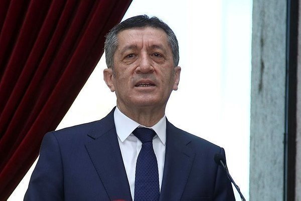 Karneler ne zaman verilecek ve E-Okul’dan mı alınacak? 2021 eğitim döneminde Karneler okullarda mı alınacak?