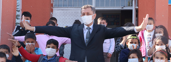 E Okul dijital karne notu sorgulama: MEB 2021 Dijital karneler E Okul VBS Veli Bilgilendirme Sistemi ile erişime açıldı