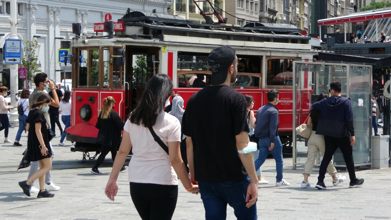 Son dakika haberi: Kabine Toplantısı kararları duyuruldu! Sokağa çıkma yasağı ve diğer yasaklar kalktı mı?