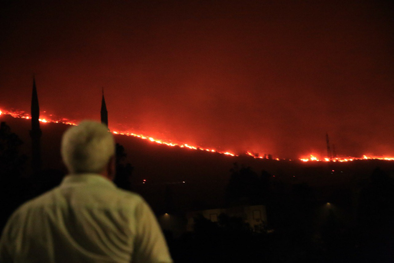 Yangınlardan son dakika gelişmeleri | Bakan duyurdu: 21 ilde 71 yangın! Manavgat’ta son durum ve şok görüntüler