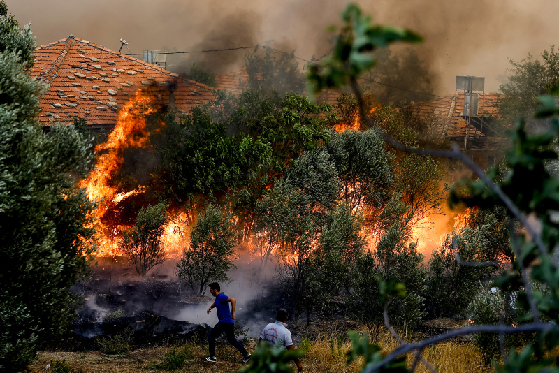 Yangınlardan son dakika gelişmeleri | Bakan duyurdu: 21 ilde 71 yangın! Manavgat’ta son durum ve şok görüntüler