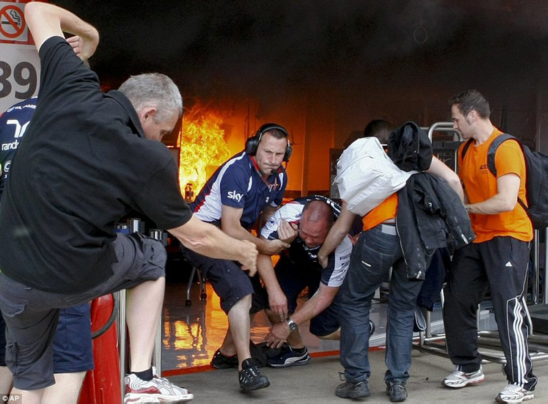 Son dakika: Batı basınından yangınlar için başlık oyunları