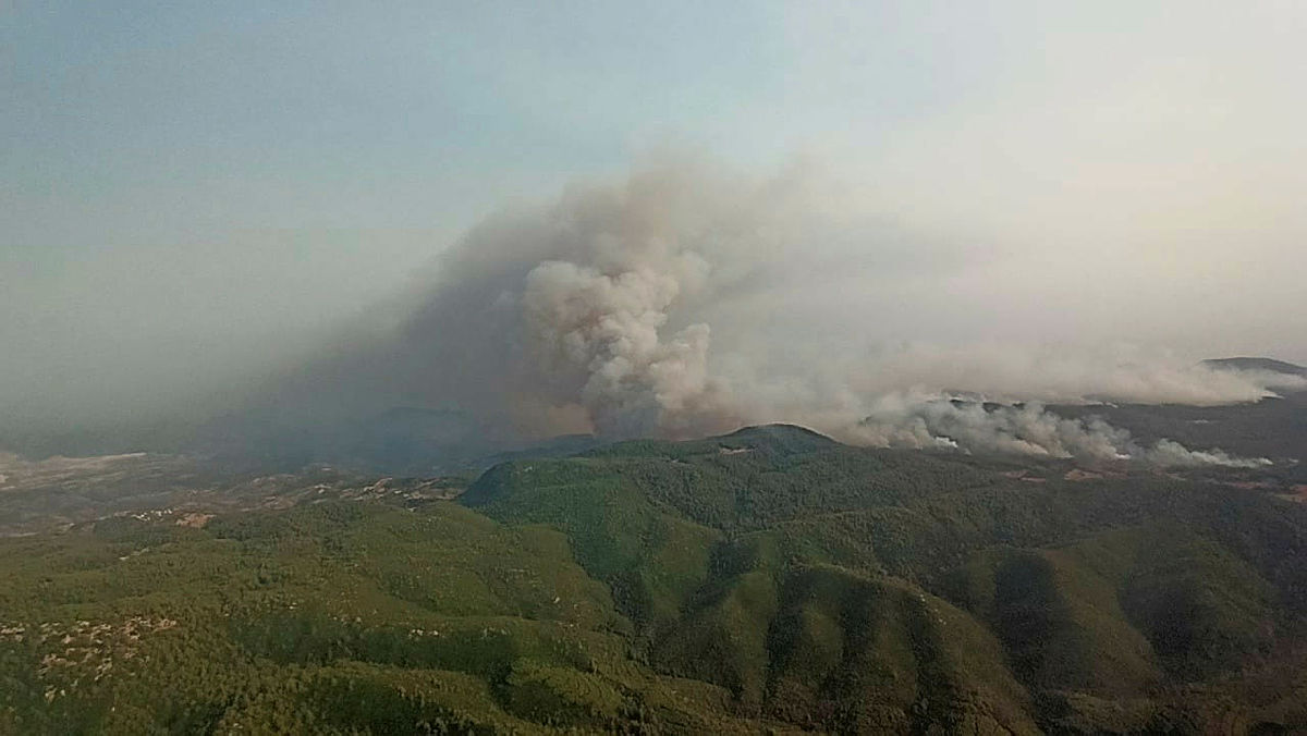Yangınlarda son dakika haberler: Söndürmede dikkat çeken görüntü