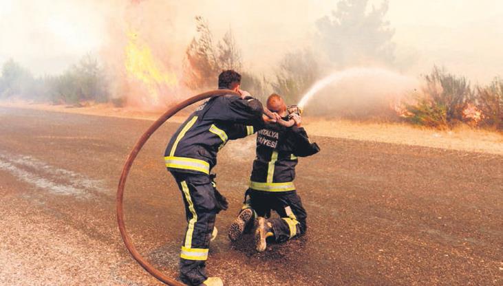 Son dakika | Yangınlarda büyük başarı! Tarihe geçen anlar, tarihe geçen insanlar