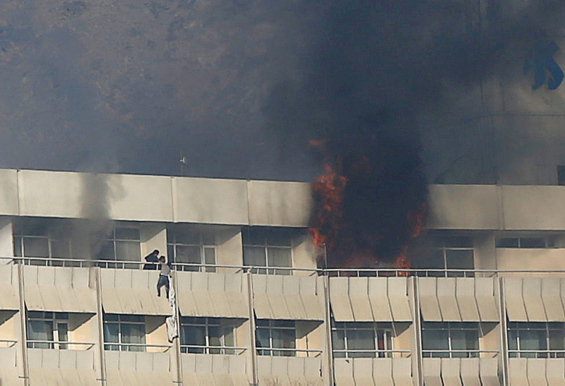 Afganistan’dan son dakika haberleri: Taliban Başkanlık Sarayı’nda! BM toplanıyor