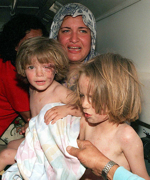 Asrın felaketinde tarihe geçen kareler! 17 Ağustos depreminden kahreden görüntüler