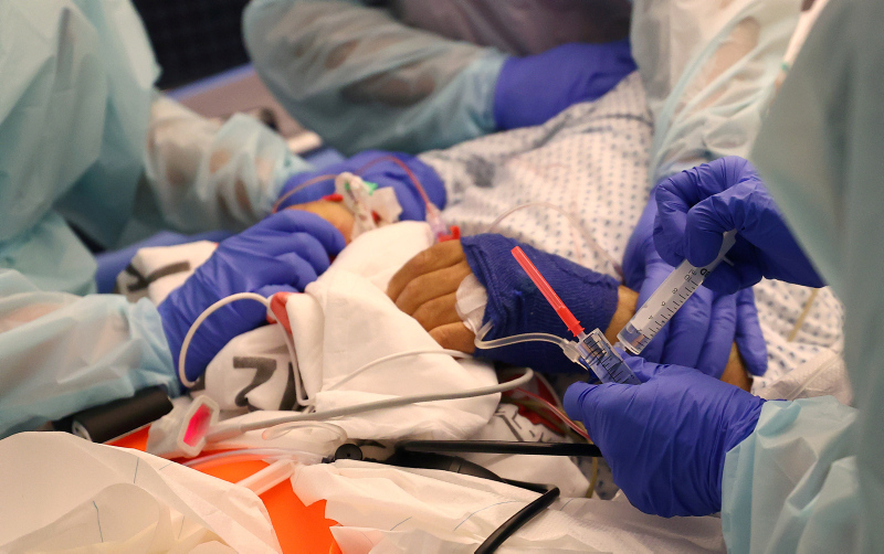 SON DAKİKA | Koronavirüste aşı çağrıları sürerken aşı karşıtlarından acı haberler geliyor...