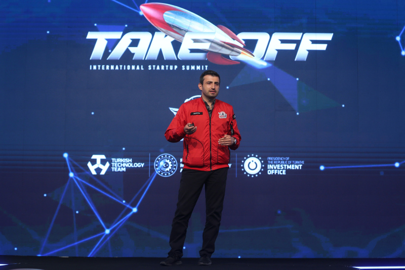 Selçuk Bayraktar hedeflerini anlattı: İnsansız savaş uçağında hedef 2023