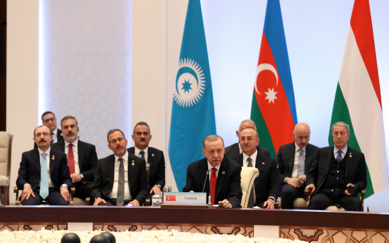 Başkan Erdoğan’dan peş peşe kritik görüşmeler! Semerkant’ta dikkat çeken kareler