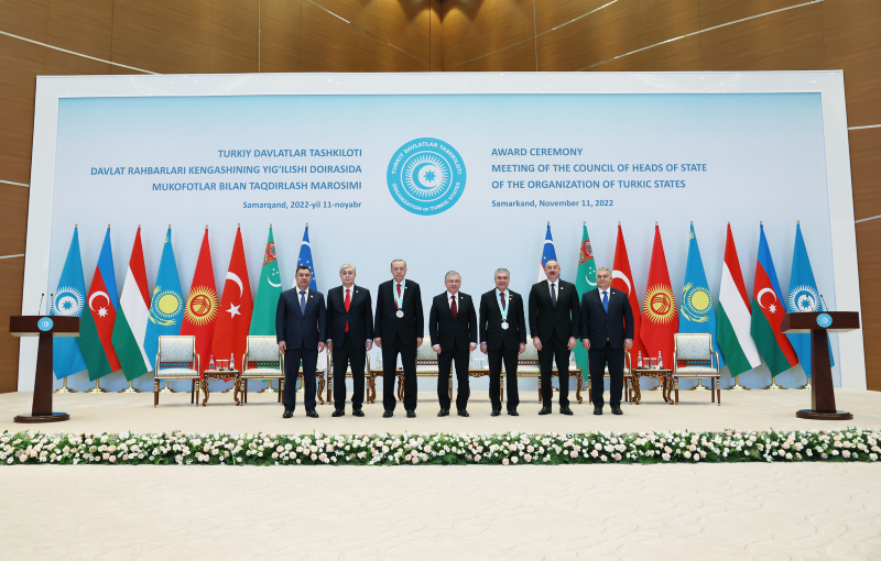 Başkan Erdoğan’dan peş peşe kritik görüşmeler! Semerkant’ta dikkat çeken kareler