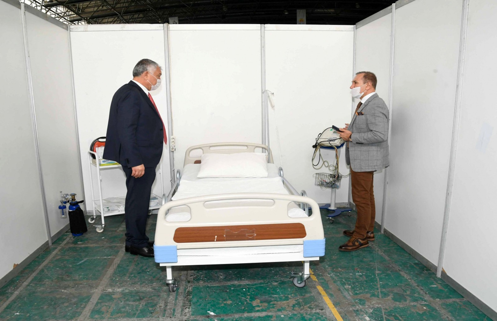 Kılıçdaroğlu’nun sözde ’sahra’ hastanesiydi, Aile düğün salonu oldu!