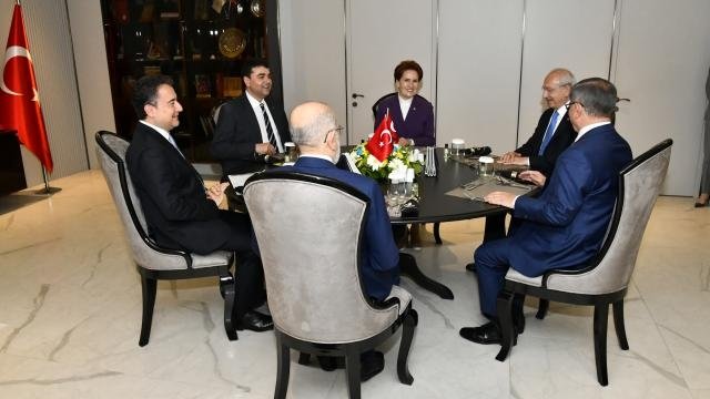 Kandil’in talimatı sonrası 7’li koalisyonda ortak liste krizi! Ne vereyim abime pazarlığı