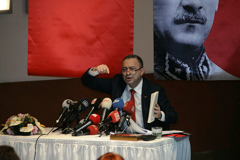 CHP’li Kocasakal’dan, Özgür Özel’e ’Kılıçdaroğlu’ tepkisi: Bu masalları kimse yutmuyor!