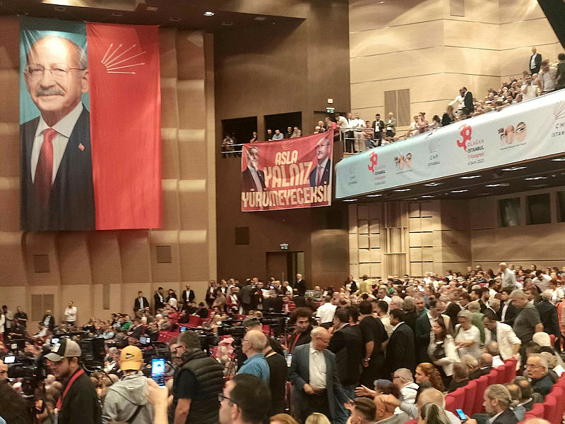 Eski CHP genel sekreteri Mehmet Sevigen’den bomba iddia! ’Değişimciler, İstanbul’da akçeli işlerle kazandı’