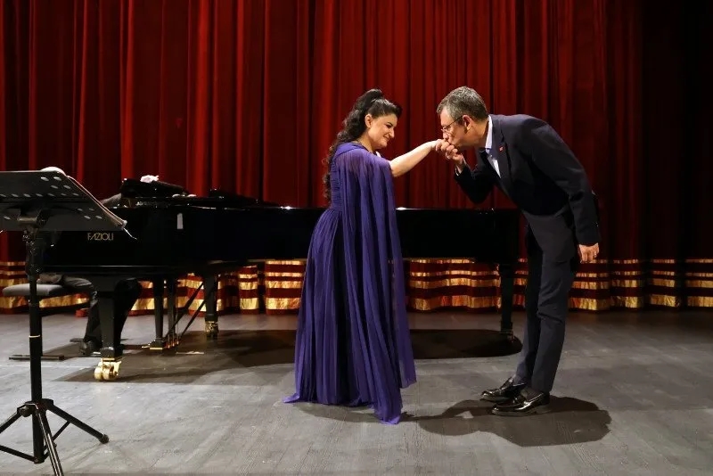 CHP’nin ittifak ortağı DEM’den küstah sözler! Terör örgütü elebaşı Öcalan vurgusu yaparak tehditler savurdu…